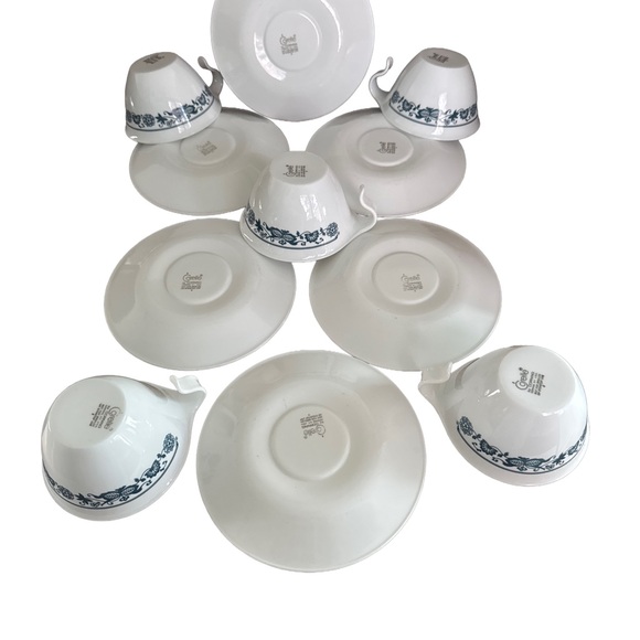 Corelli by Corning Elegant Blue and White Tea Cup Set - Picture 3 of 4